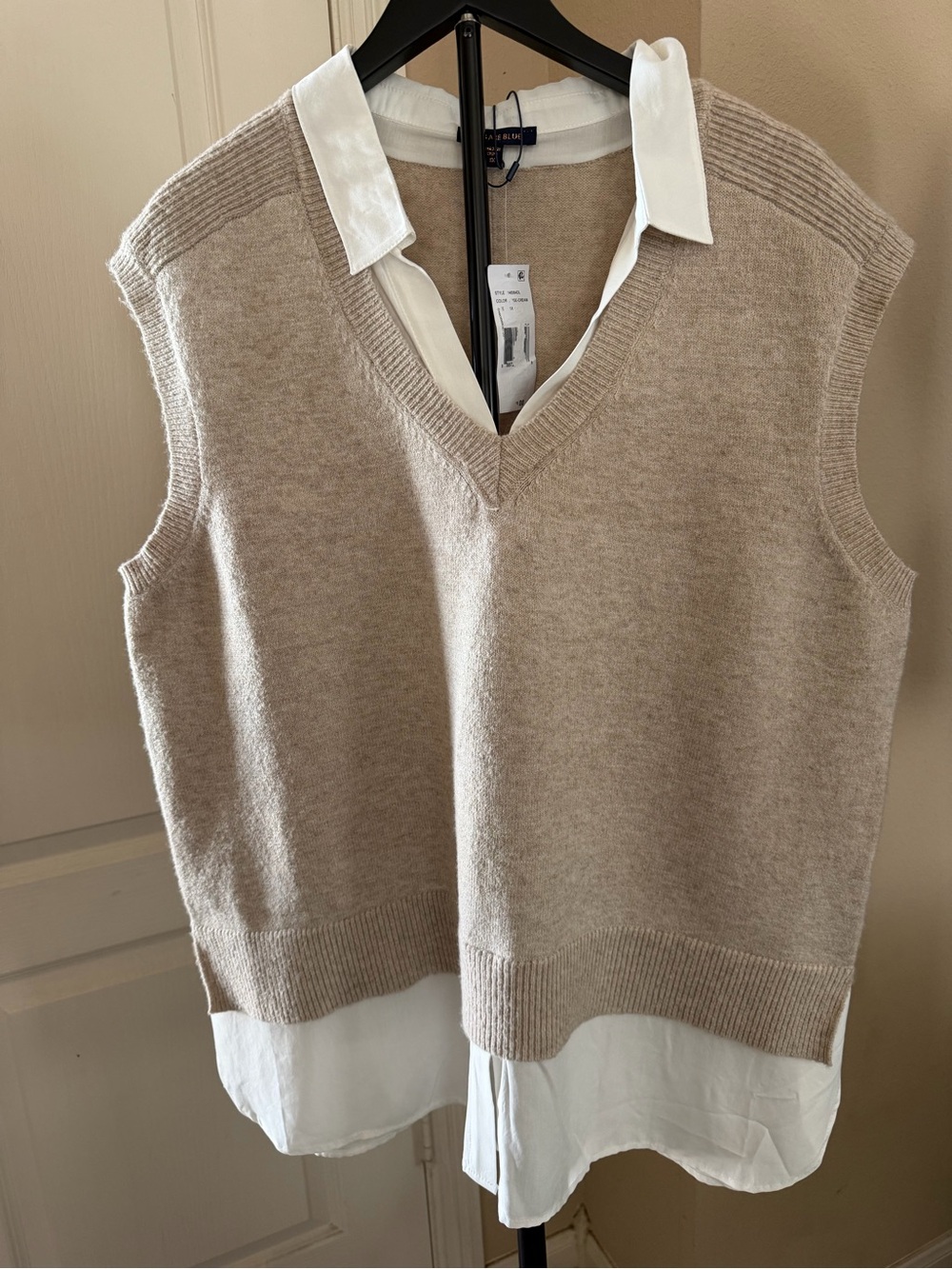 Women’s Wool-Blend V-Neck Sweater Vest with Shirt Hem - Beige Size 1X